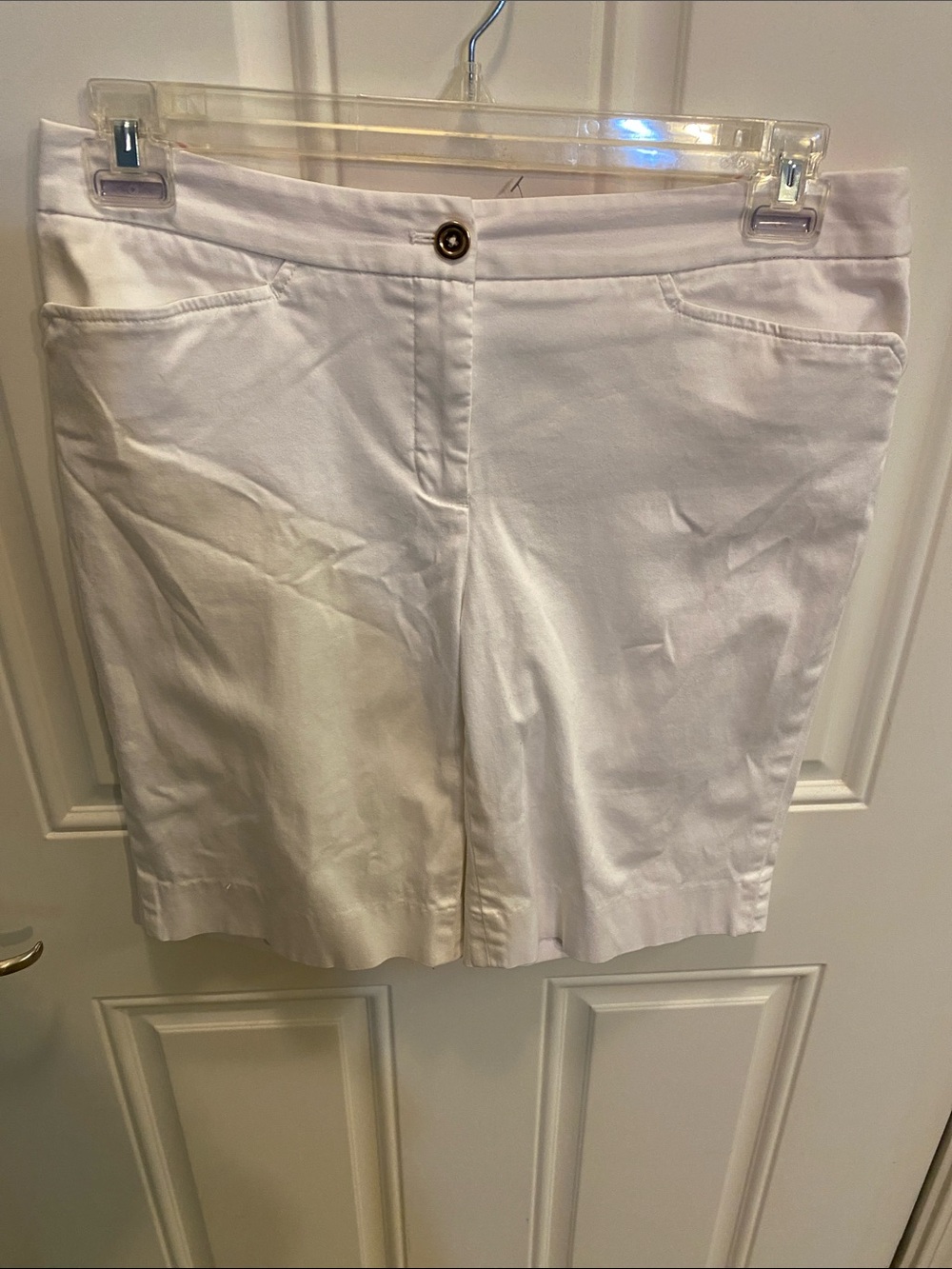 Jones New York White Cotton Blend Pull-On Bermuda Shorts